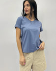 T-shirt tinta unita taglia grande con scollo a V