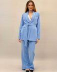 Completo giacca e pantalone con cintura