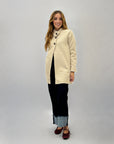 Cappotto Bouclé con Collo Alto e Bottoni Made in Italy