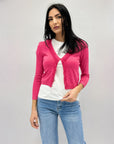 Cardigan corto con bottoni