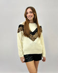 Maglione misto lana con stampa leopardata paillettes