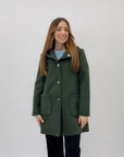 Cappotto in neoprene con cappuccio e bottoni