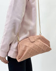 Borsa pochette con intrecci