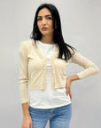 Cardigan corto con bottoni
