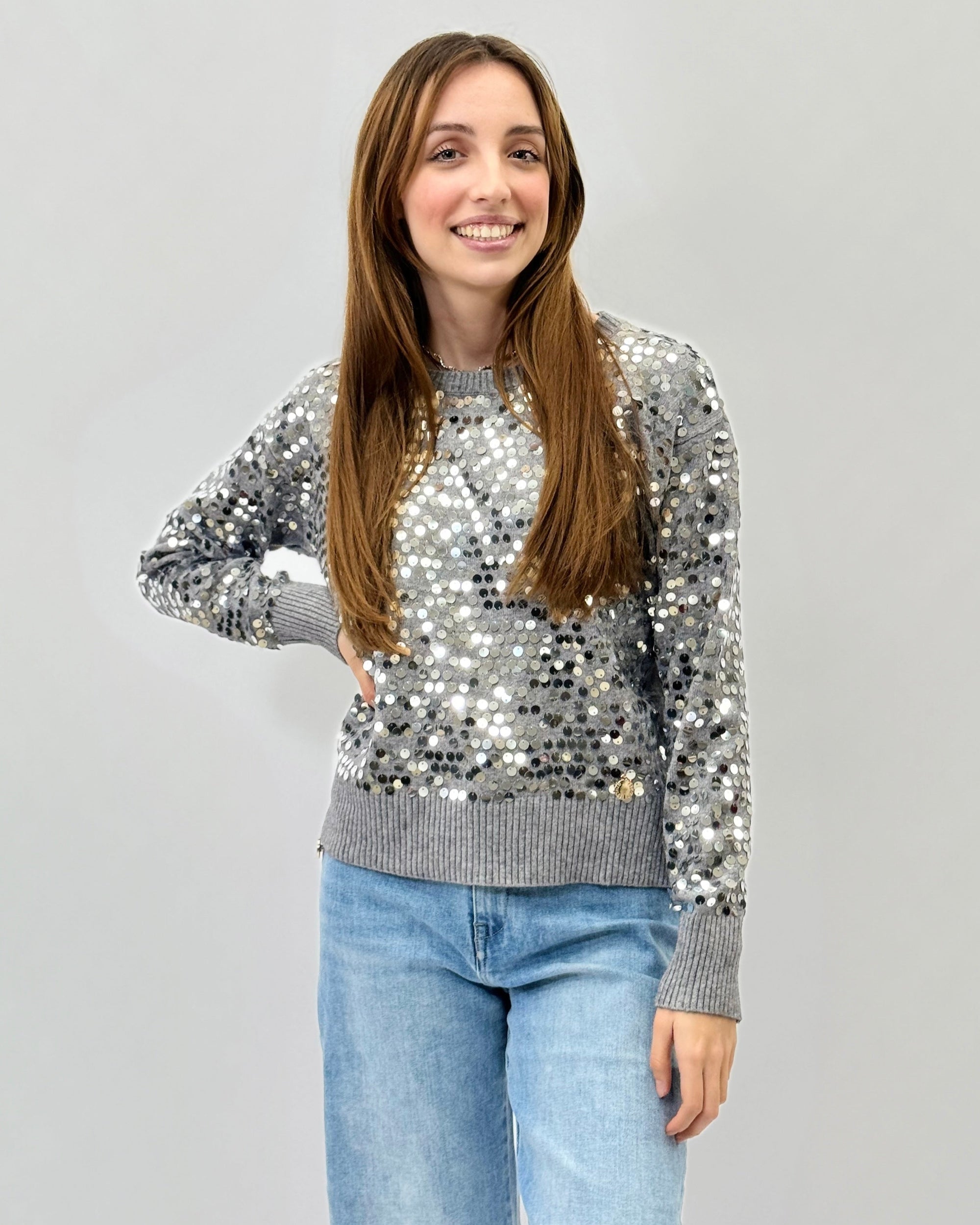 Maglione con paillettes – Eleganza luminosa