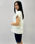 T-shirt con ricami maniche