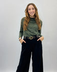 Maglia scollo barchetta con strass