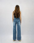 Pantaloni jeans a gamba larga
