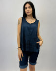 Blusa in cotone smanicata con dettagli