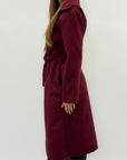Cappotto doppiopetto con cintura – Eleganza senza tempo