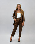 Completo giacca e pantalone con fiocco