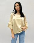 Maglia in raso con maniche campana