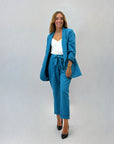 Completo giacca e pantalone con fiocco