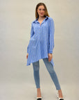 Camicia a righe con fondo asimmetrico