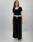 Pantaloni a righe con dettaglio elastico in vita