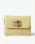 Pochette elegante in vera pelle con chiusura decorativa