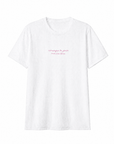 T-shirt bianca con ricamo “Comunque la gente non sta bene”