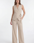 Completo con Gilet Incrociato e Pantalone Palazzo