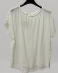 Blusa fluida con bottoni sul retro e maniche corte