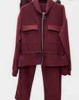 Completo donna con giacca zip e pantaloni