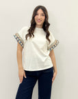 T-shirt in cotone con maniche ampie e ricami