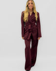 Completo donna con blazer lungo e pantaloni