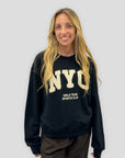Felpa donna NYC con applicazione teddy e borchie