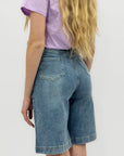 Bermuda in denim con stampa cuori