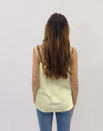 Maglia con scollo