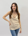 Maglia con scollo