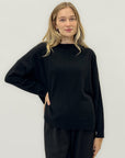 Maglione misto lana e cashmere con cucitura centrale – Comfort e raffinatezza