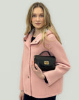 Giacca corta in Neoprene con Cappuccio – Moderna & Confortevole