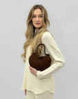 Borsa Cuore Effetto Camoscio – Romantic Chic