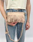 Borsa a tracolla in pelle scamosciata con frange – modello Wild West