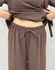 Completo con Maglia Asimmetrico e Pantalone Palazzo