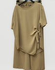 Completo con Maglia Asimmetrico e Pantalone Palazzo