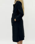 Cappotto lungo con cintura e dettagli dorati - Eleganza e calore