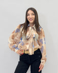 Camicia con fiocco e stampa