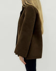 Cappotto in velluto a coste con maxi bottoni – Eleganza e comfort