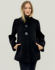 Cappotto in velluto a coste con maxi bottoni – Eleganza e comfort