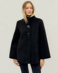 Cappotto in velluto a coste con maxi bottoni – Eleganza e comfort