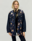Giacca in denim con ricami di paillettes – Stile casual chic