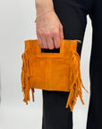 Borsa mini in vera pelle scamosciata con frange – Made in Italy
