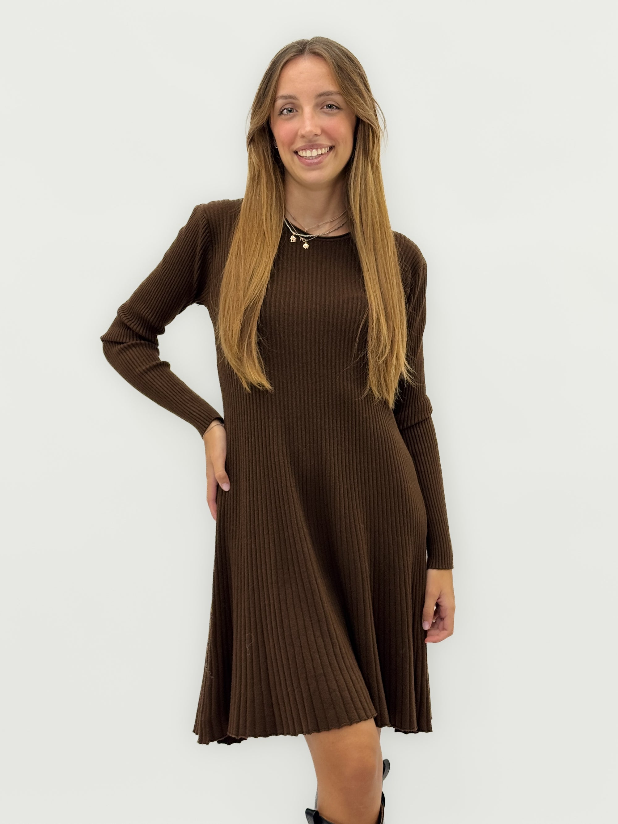 Abito in maglia elasticizzato – Eleganza e comfort