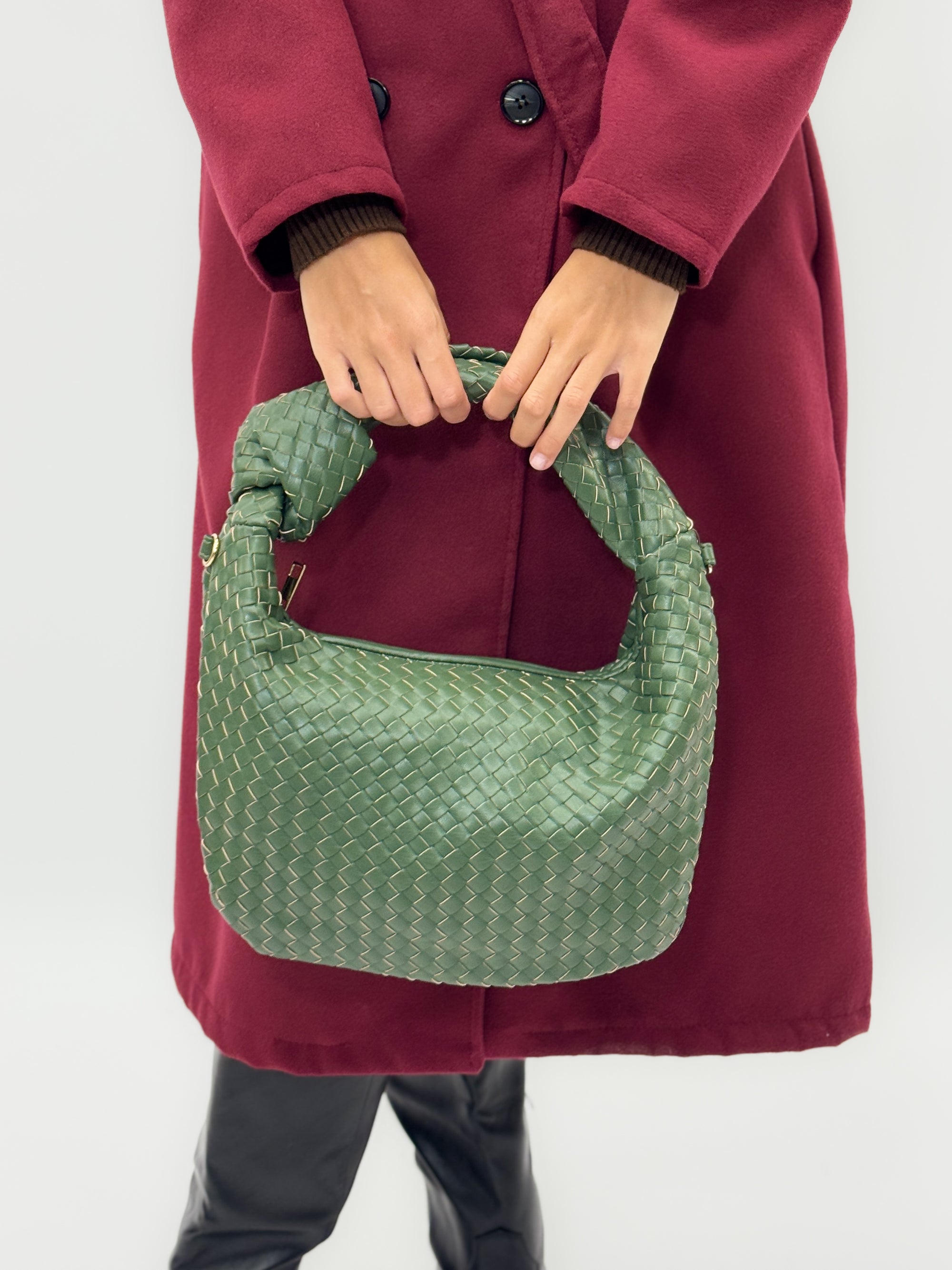 Borsa intrecciata in ecopelle – Stile e praticità