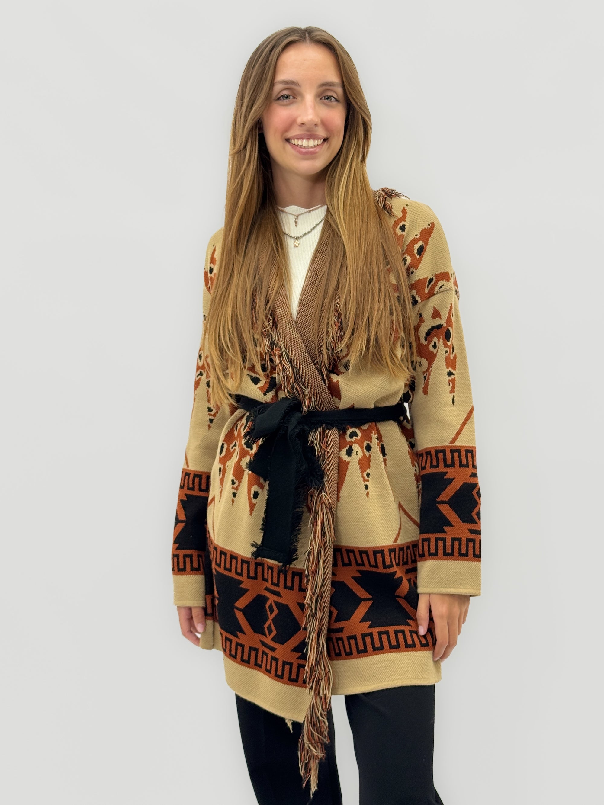 Cardigan fantasia etnica con cintura e frange