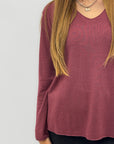 Maglia scollo V in misto lana e cotone – Morbida e calda