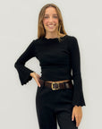 Maglia svasata con maniche a campana – Femminile ed elegante