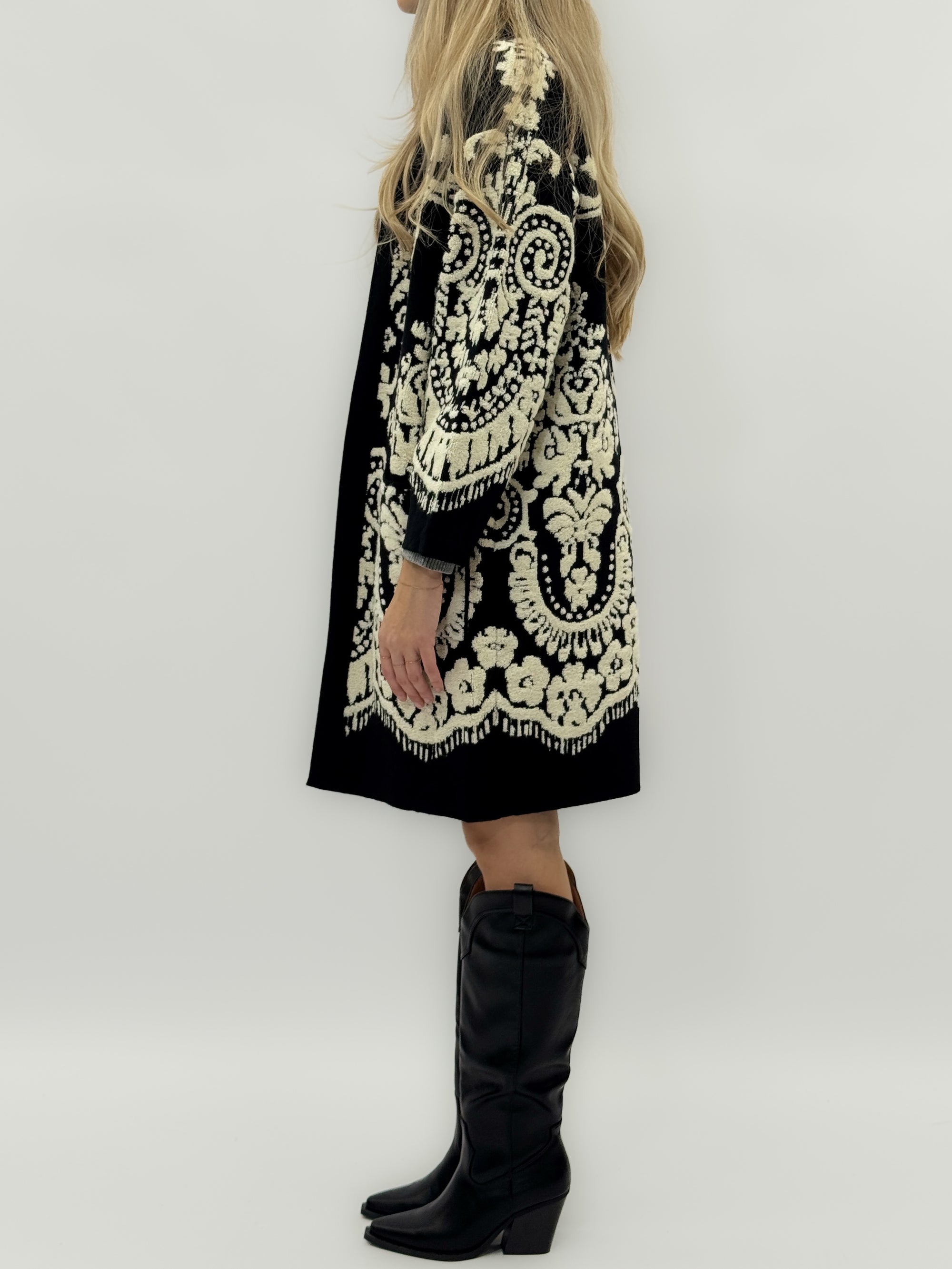 Cappotto in maglia jacquard con motivo floreale