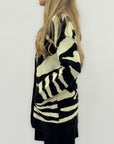 Cardigan oversize zebrato – Maglia morbida e calda